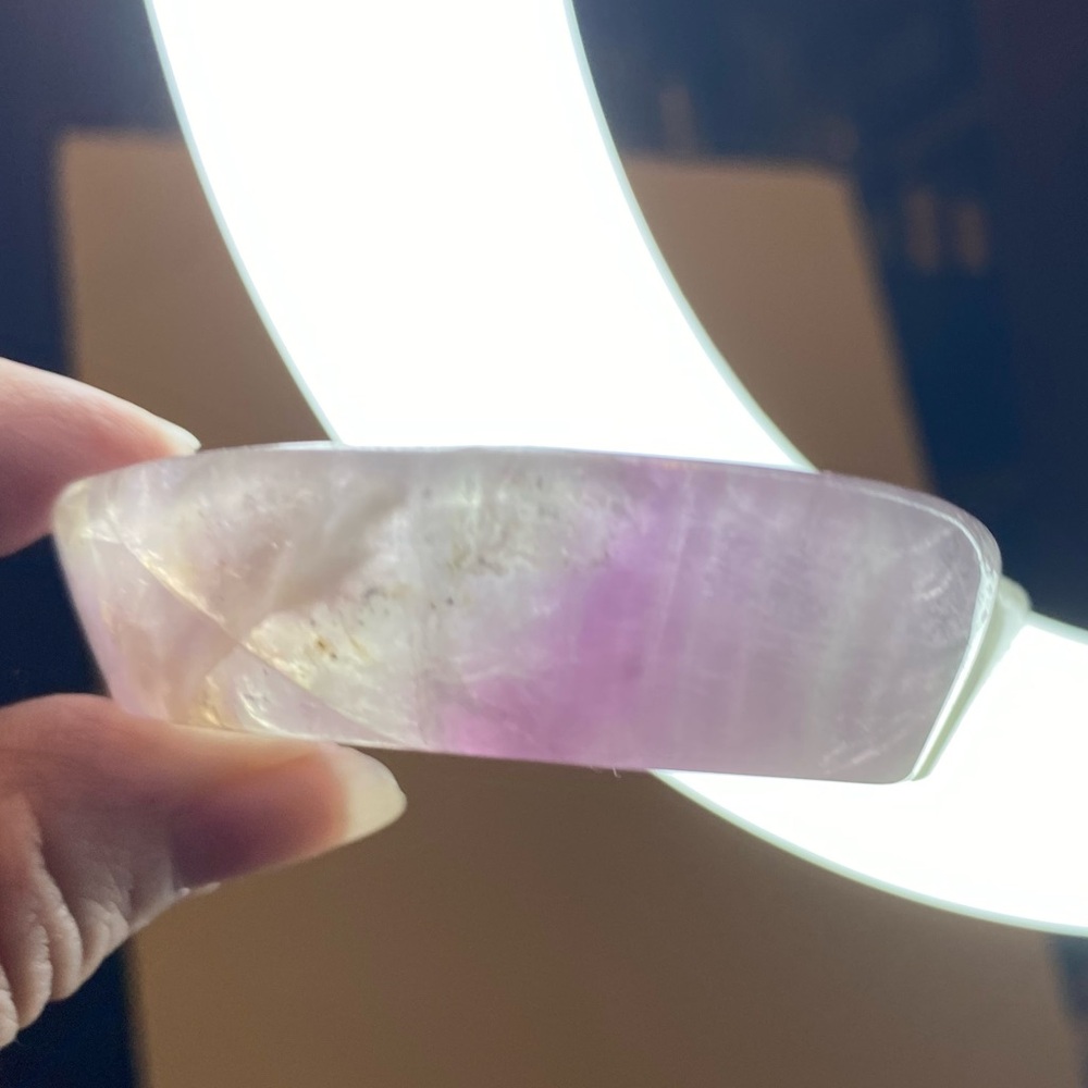 Fluorite Heart Bowl - Picture 13 of 15